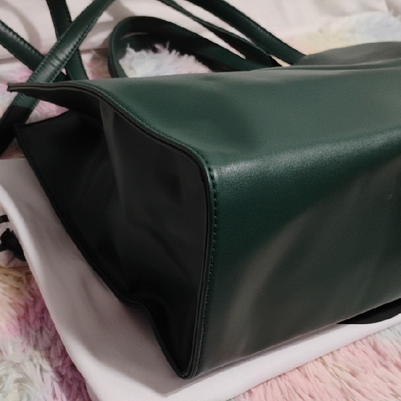 SALE! NWOT Telfar Green Tote Bag W Embossed Logo & Dust Bag Never Used No Tags - Picture 7 of 12